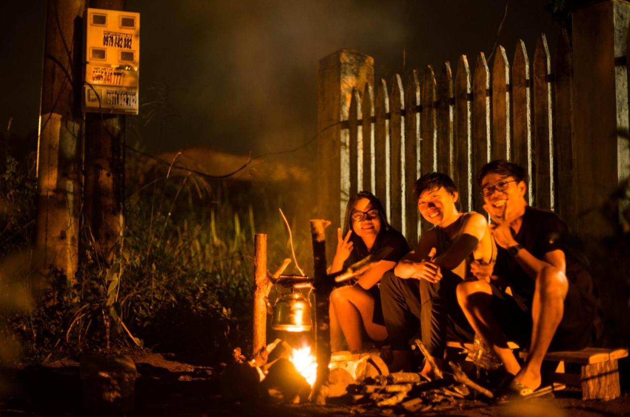 Big Mang Den Homestay Kon Von Kla Bagian luar foto